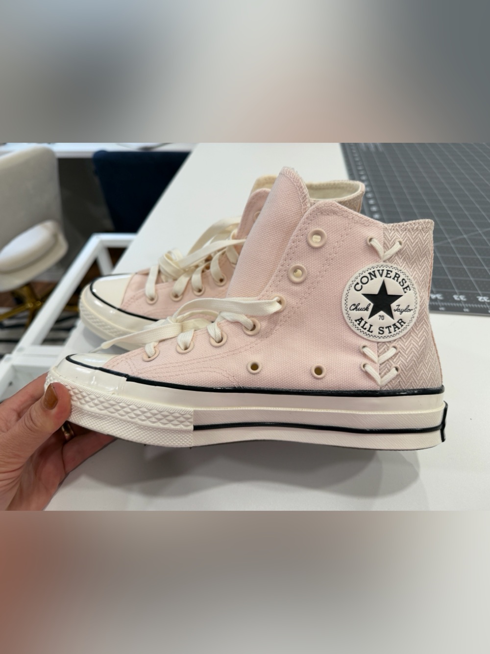 Brand New Converse Chuck Taylor High Tops 70 Size 7.5 Women's Pale Pink